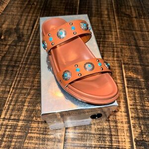 NIB size 8 Concho Western Turquoise Sandals